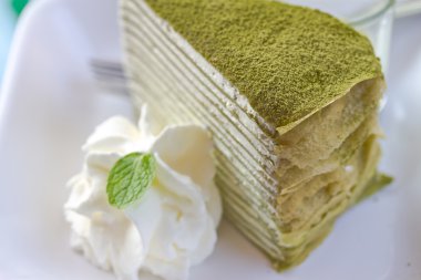 Matcha yeşil çay pasta peynirli kek 