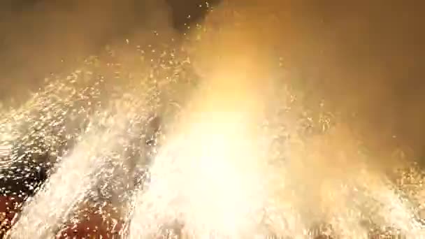 Fogos de artifício e bonito — Vídeo de Stock