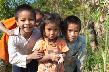 Luang Namtha Laos 12.24.2011 Kuzey Laos kabile bölgesinde çocuklar 