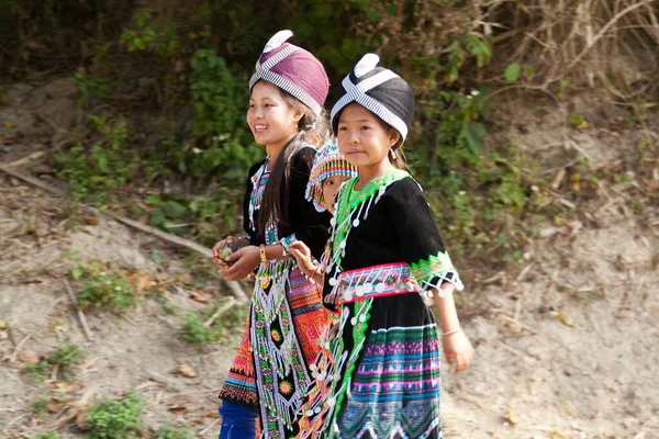 Luang Namtha Laos 24.12.2011 Hmong-Kinder in der Stammesregion Nordwest-Laos — Stockfoto