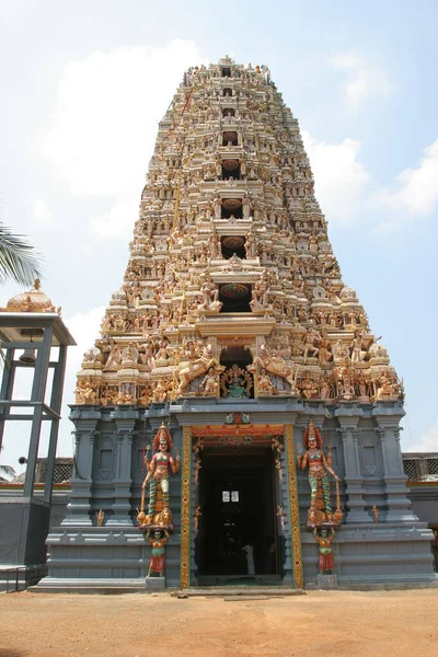 Matale Sri Lanka 4.9.2006 Sri Muthumariamman Hindutempel mit berühmten Göttern — Stockfoto