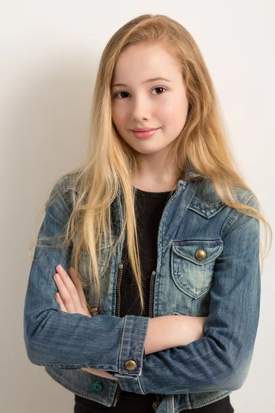 Pretty Young Girl In A Denim Jacket — Stock Photo, Image