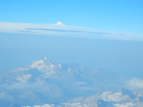 Piste di Elbrus — Foto Stock