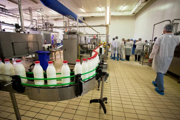 Planta Para Producción Leche Llenado Botellas — Foto de Stock