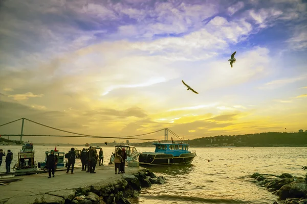 Istanbul Bosporus Sonnenuntergangsküste — Stockfoto