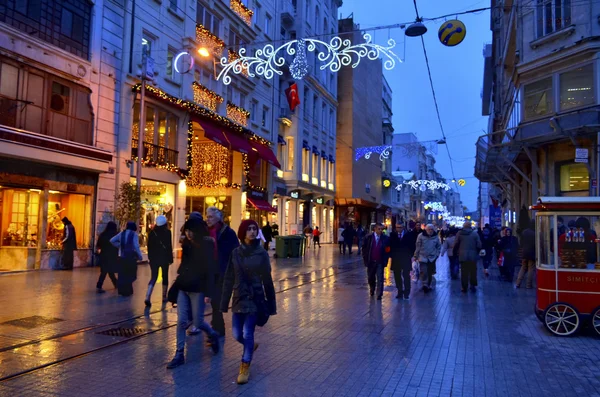 Ένα από τα πιο διάσημη οδό Istiklal street της Τουρκίας — Φωτογραφία Αρχείου