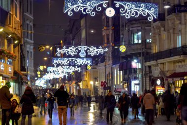Türkiye nin en ünlü sokak Istiklal Caddesi biri 