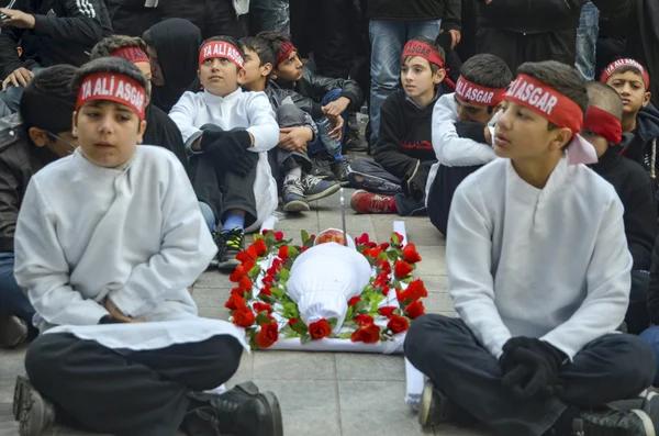 보편적인 Ashura 애도 행사입니다. 아 슈 라의 날 — 스톡 사진