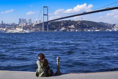 Istanbul'dan Boğaz'ın Avrupa yakasında görünümünü.