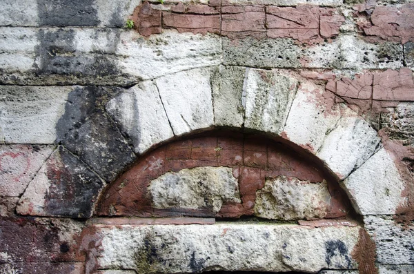 Murallas históricas de piedra, estructura otomana en 1571 . — Foto de Stock