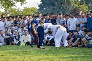 Istanbul'da Orta Asya Türkmen güreş