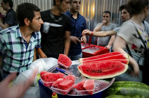 伊斯坦堡街片卖西瓜的人 — 图库照片