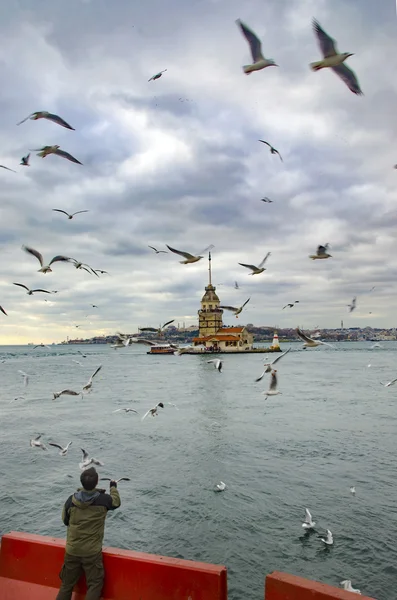 Maidens Tower in Istanbul — Stock Photo, Image