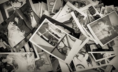 Istanbul's antique district in Çukurcuma, old family photos sold