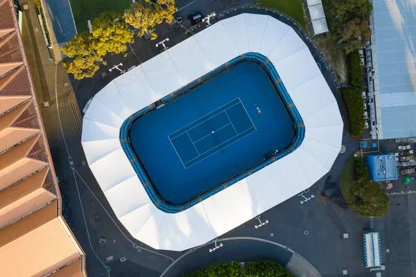 Vista aérea de arriba hacia abajo de la pista de tenis en Melbourne Park — Foto de Stock