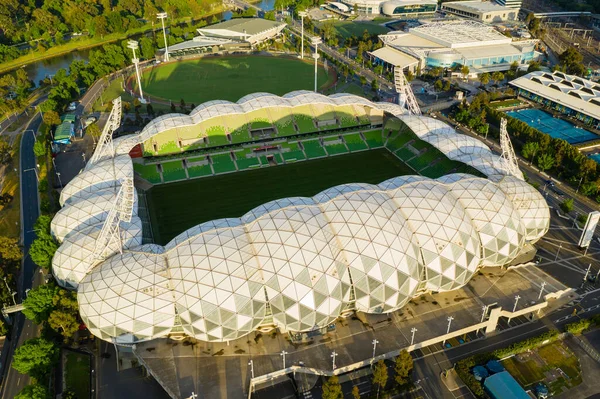 Melbourne 'daki spor stadyumunun havadan çekilmiş fotoğrafı