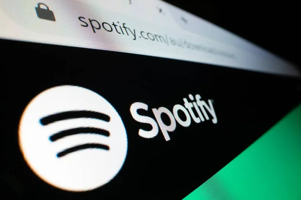 Close-up view of Spotify logo on its website — Stock Photo, Image