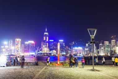 Victoria Limanı Kowloon waterfront Hong Kong'görünümünü