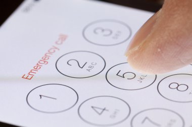 Acil arama bir smartphone kullanarak arama