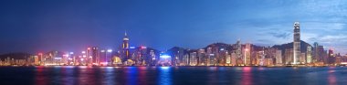 Yüksek çözünürlüklü gece Hong Kong panoramik görüntüsü