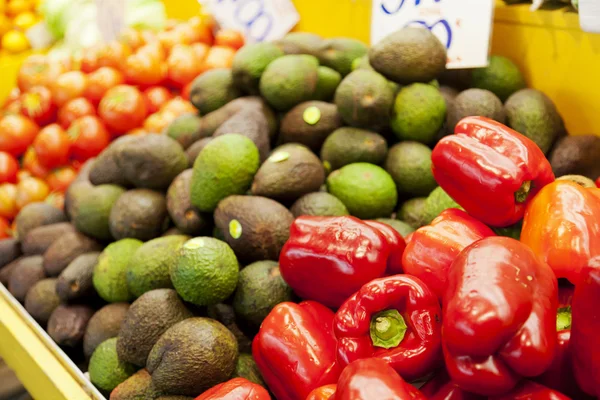 Früchte auf dem Markt — Stockfoto