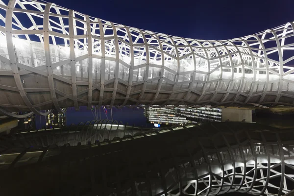 Vue du pont Webb dans les Docklands, Melbourne la nuit — Photo