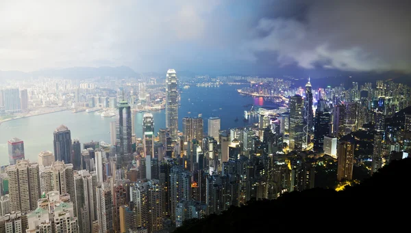 Hong Kong de dia para noite — Fotografia de Stock