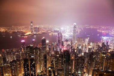 Geceleyin Hong Kong