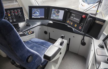 Bir tramvay sürücüsü kabin