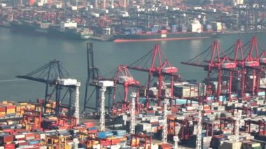Hong Kong kargo limanının Kaydırma video