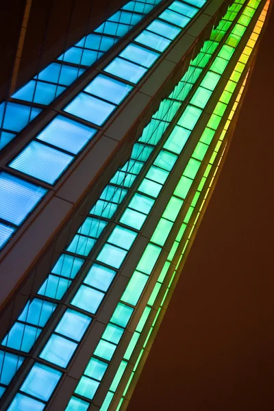 Changing color lights of a modern building — Stock Photo, Image