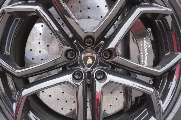 Felni, Lamborghini, Vértes megtekintése — Stock Fotó