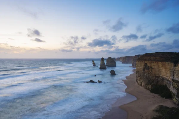 Doze Apóstolos na Austrália ao pôr-do-sol — Fotografia de Stock