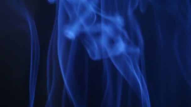 Véritable fumée bleue ondulée 