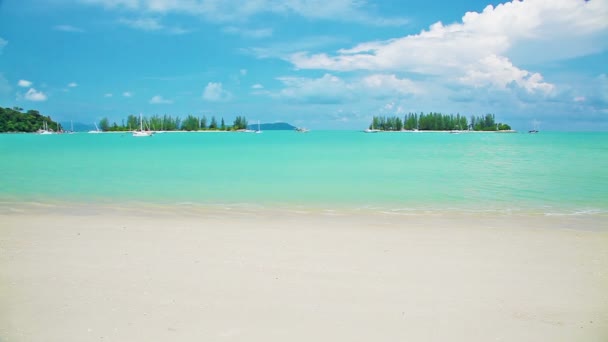 Гарний пляж у Лангкаві, Малайзія — стокове відео