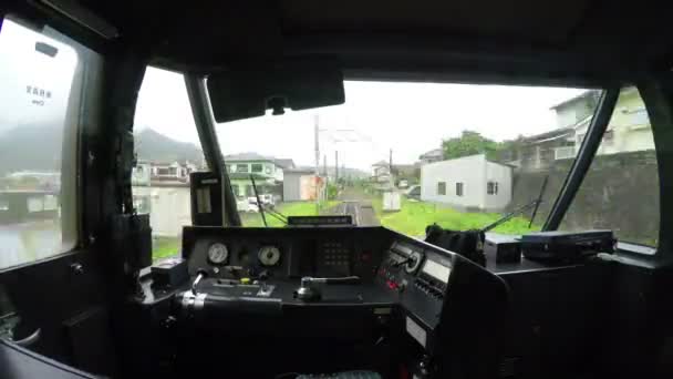 列車の後ろに運転者の小屋のタイムラプス ビデオ — ストック動画