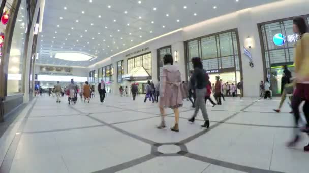 Timelapse video of people in an underground shopping mall in Osaka, Japan — Stock Video