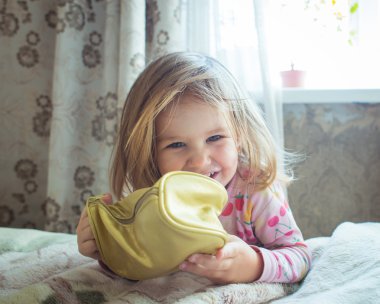 gülümseyen bebek bebek