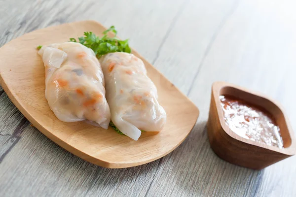 Rolos de mola de macarrão fresco — Fotografia de Stock