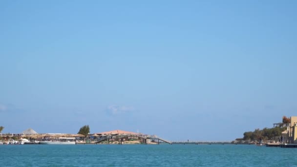 Buildings Canals Gouna View Floating Ship Gouna Tourist Resort Red — Stock Video