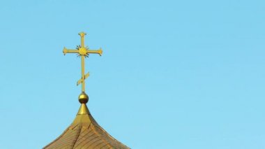 Çarmıha gerilmiş bir Ortodoks Kilisesi kubbe