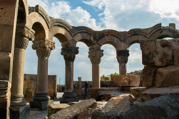 Eski benzersiz taş Harabeleri Zvartnots Tapınak, Ermenistan. Antik Mimarlık.
