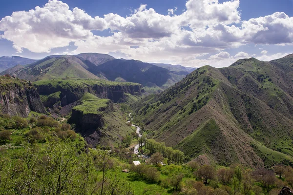 Vue imprenable depuis le temple Garni — Photo