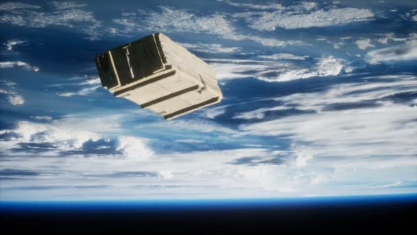 Dünya yörüngesindeki eski ahşap kutu — Stok video
