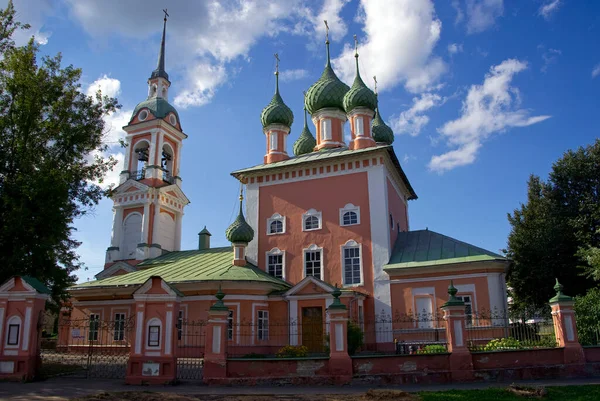 Johannes Chrysostomkerk Kostroma — Stockfoto