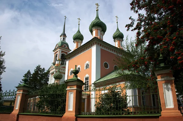 Johannes Chrysostomkerk Kostroma — Stockfoto