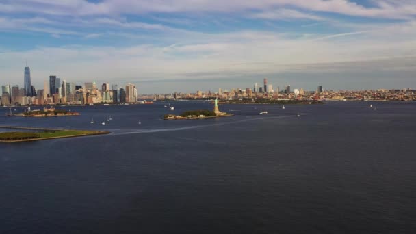 Drone Footage Statue Liberty Sunset — Stock Video