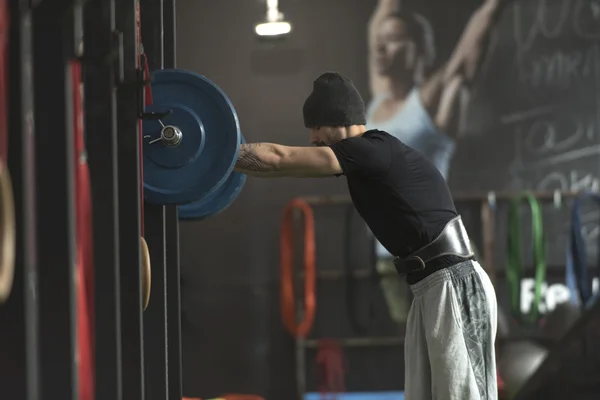 Men resting between workouts — Stock Photo, Image