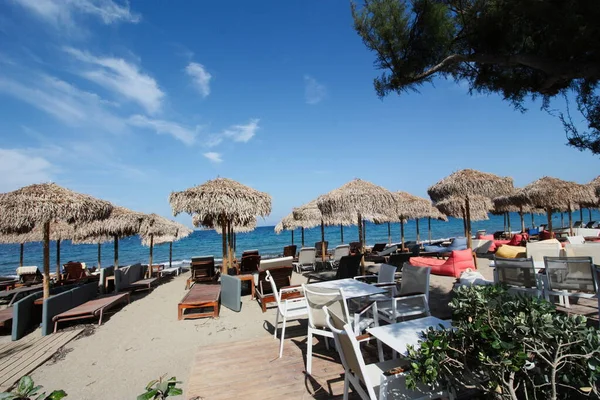 Şemsiyeli Seaview, Porto Rafti, Yunanistan