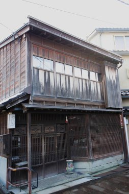 Higashi - Chaya, Kanazawa, Japonya 'nın eski geleneksel bölgesi. Japon tarzı eski ahşap evlerin mahallesi..